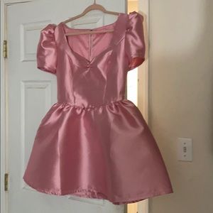 Baby I’m your everything satin dress